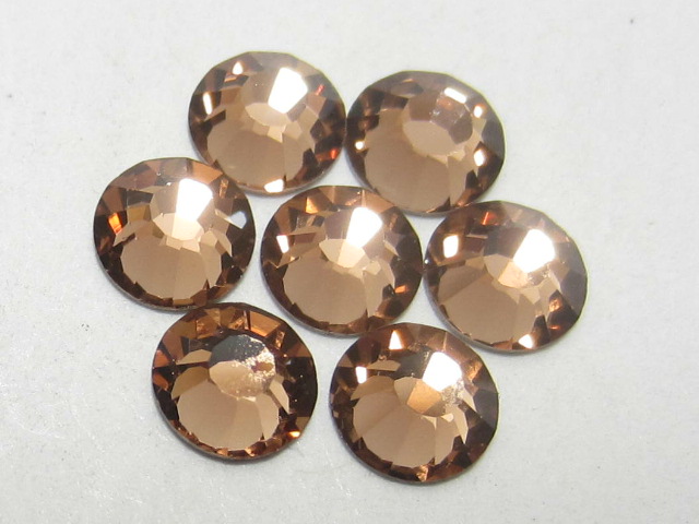72 pcs. 20ss LIGHT SMOKED TOPAZ (viva) FLATBACK PRECIOSA Rhinestones